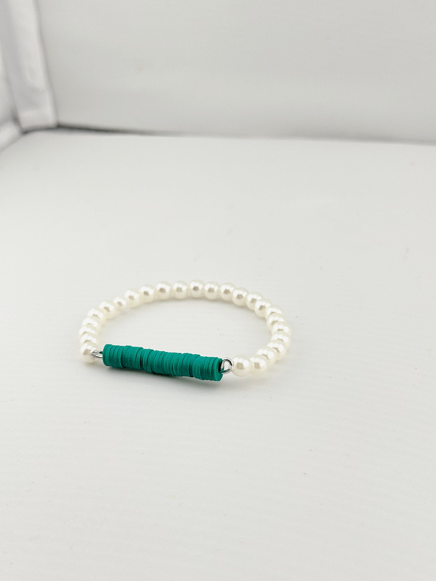 Pearl bracelet turquoise centrepiece beads, Chic Gift for her, Delicate Birthday Gift,Summer beachy everyday bracelet, Boho style jewelry