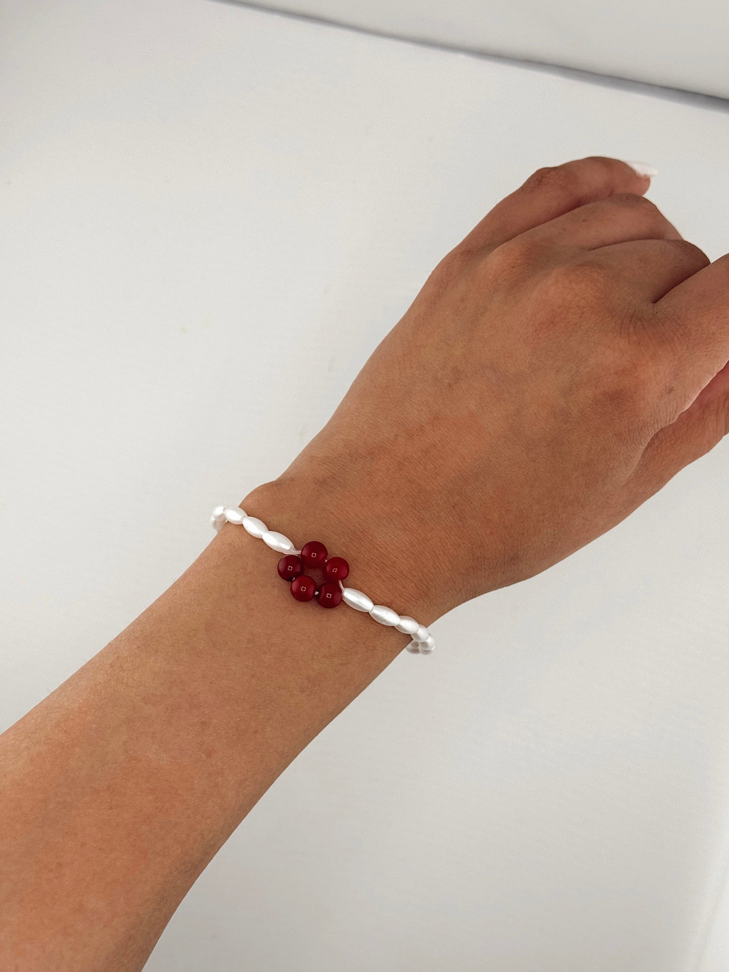 Minimalist White Beaded Bracelet with Red Flower Accent , Dainty Handmade Jewelry ,Gift for Her ,Everyday Bracelet