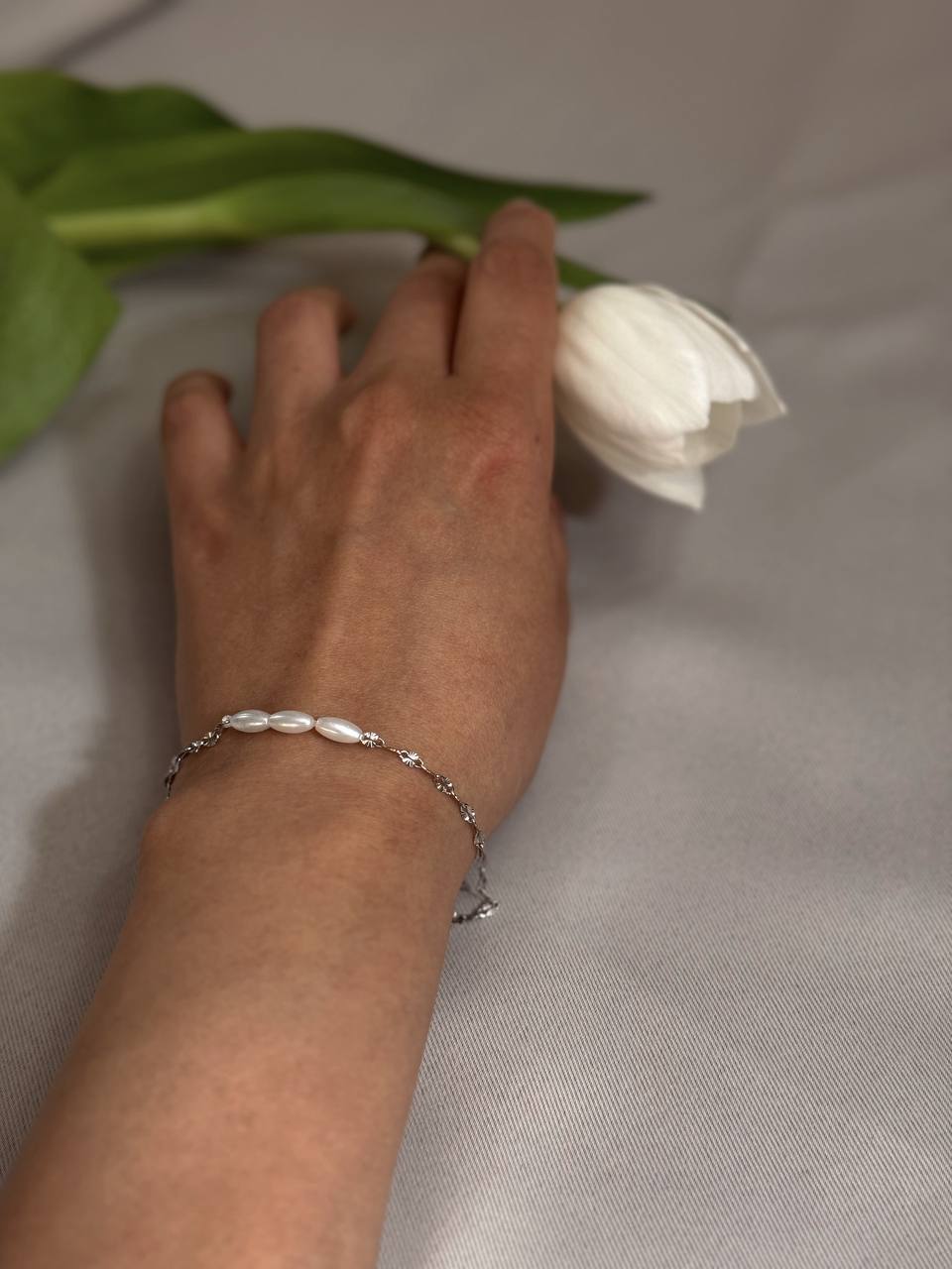 Silver Chain Bracelet With Oval Pearls - Minimalist, Bridal , Everyday Jewelry