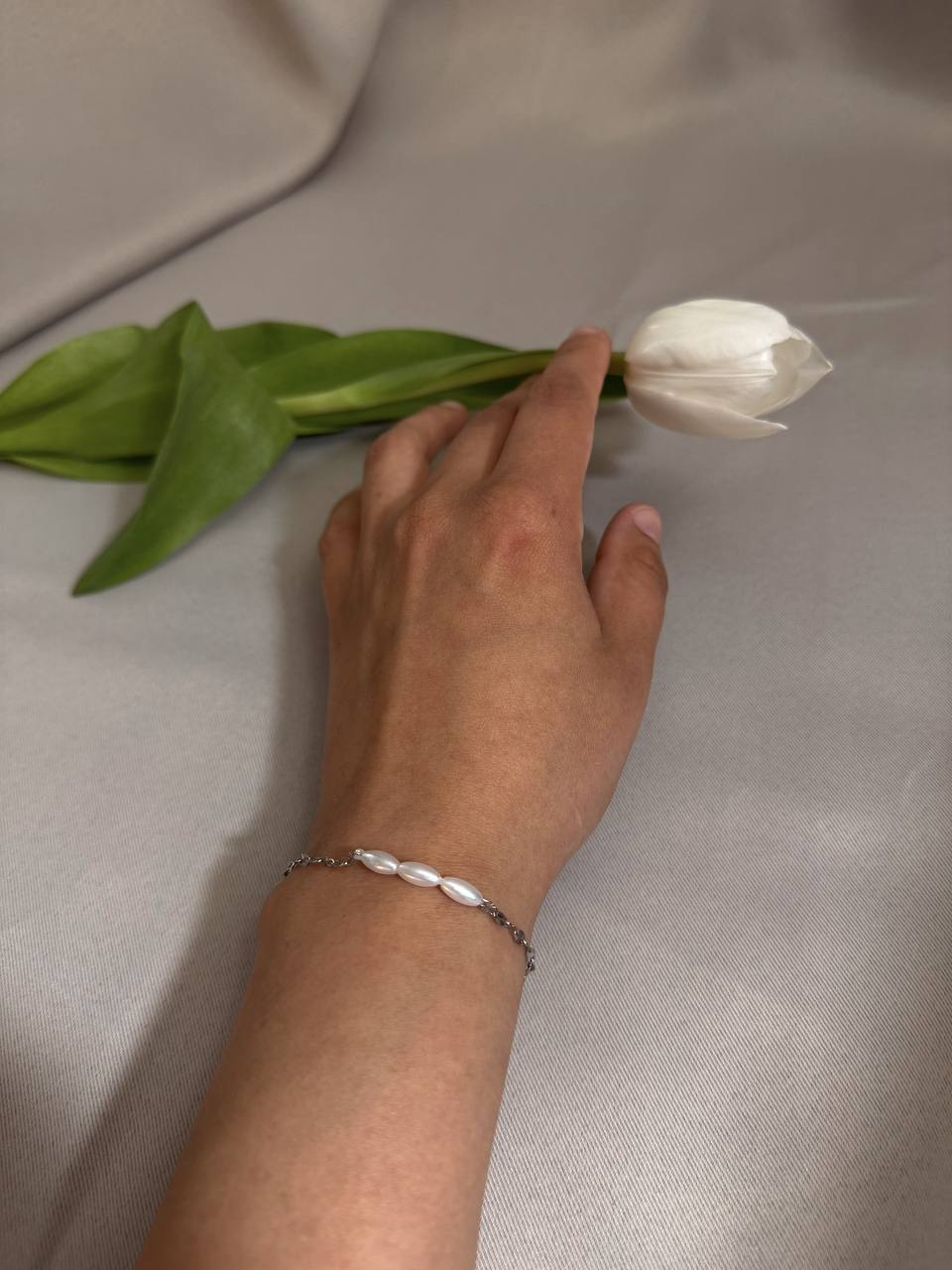 Silver Chain Bracelet With Oval Pearls - Minimalist, Bridal , Everyday Jewelry