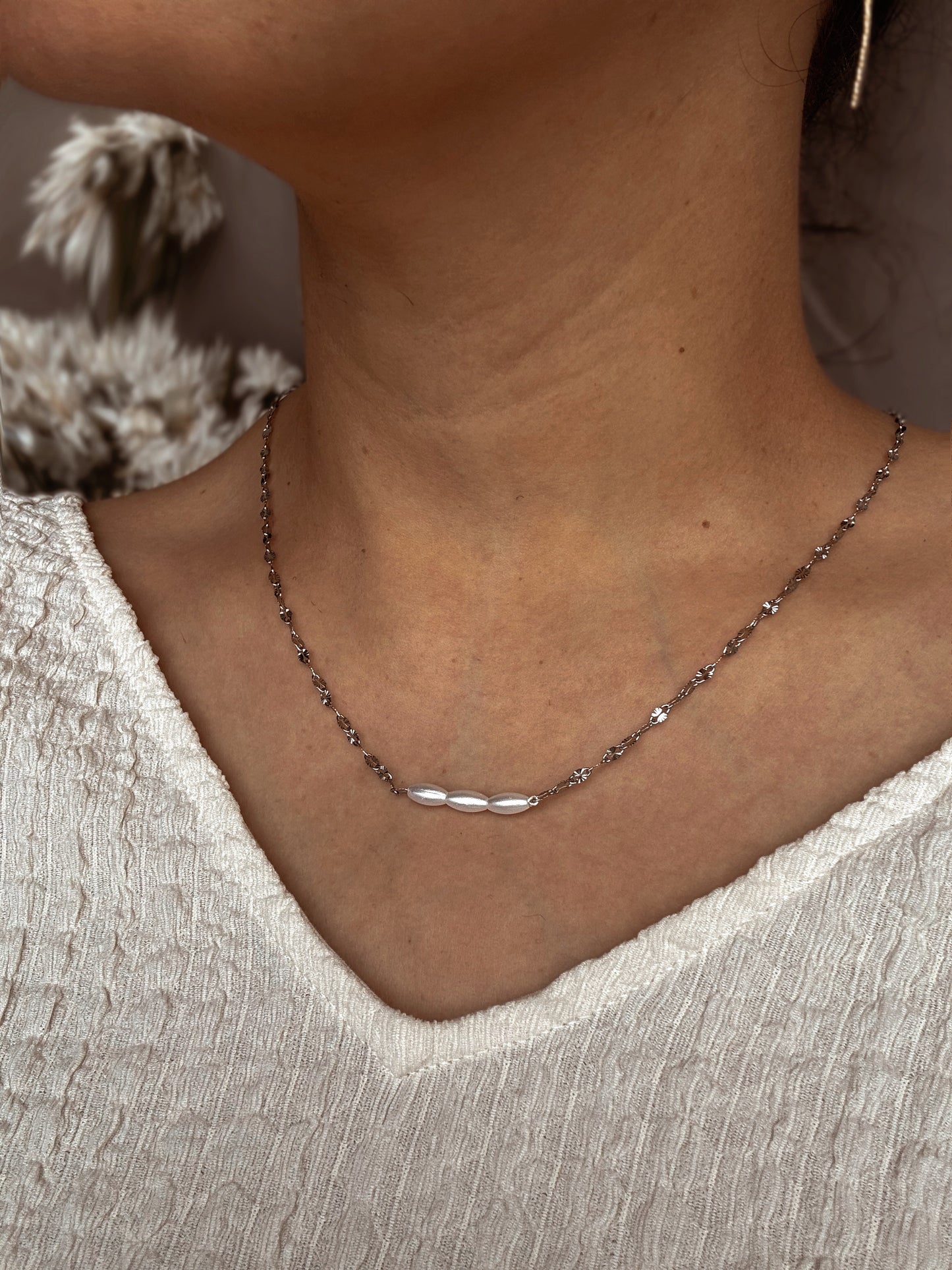 Dainty Freshwater Pearl Bar Necklace, Minimalist  Silver Chain Jewelry, Elegant  Bridal necklace