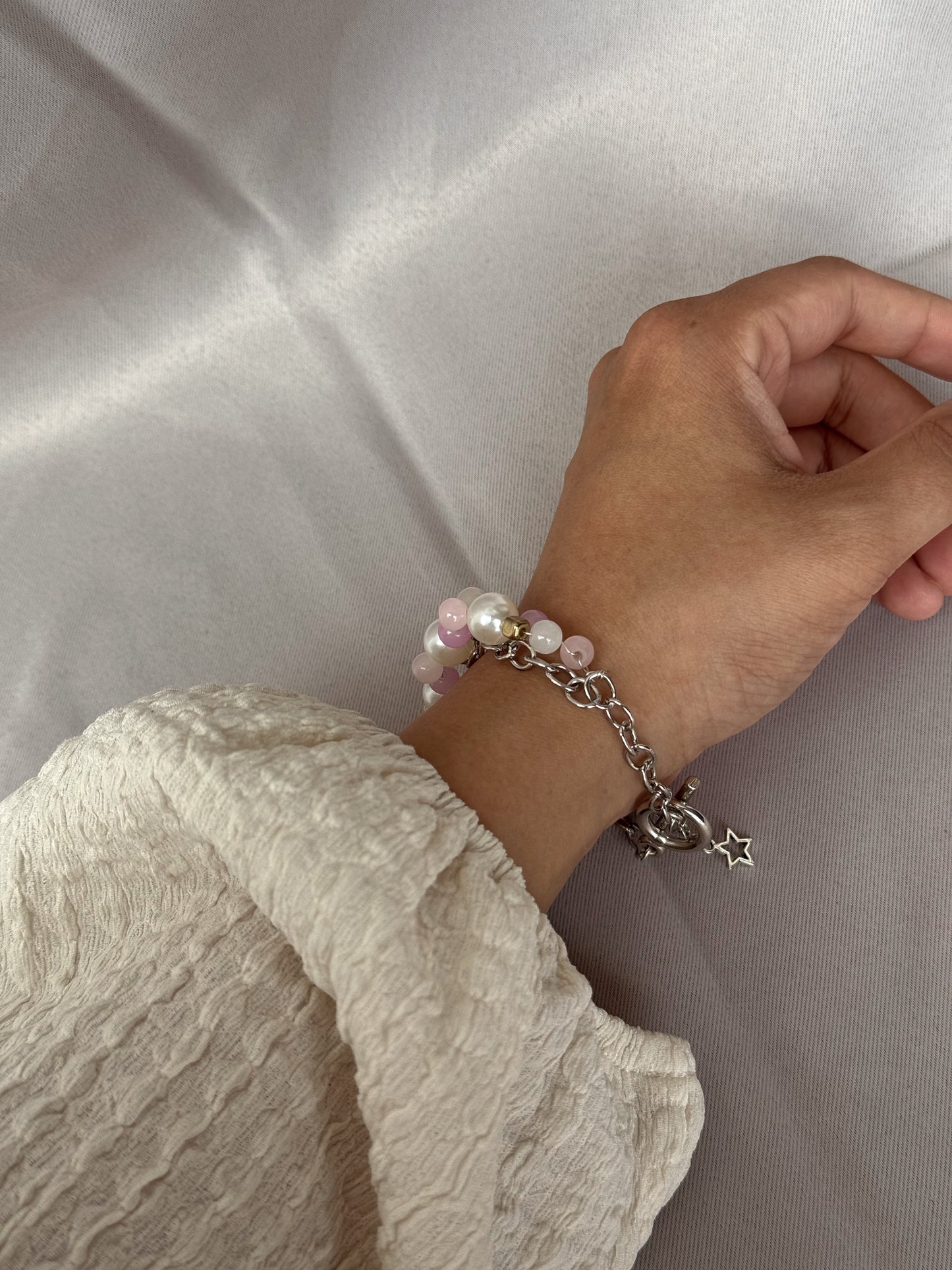 Pink Harmony Beaded Chain Bracelet , Handmade jewelry with Freshwater Pearl & Multi-tone Pink Beads,Dainty  Gift for her