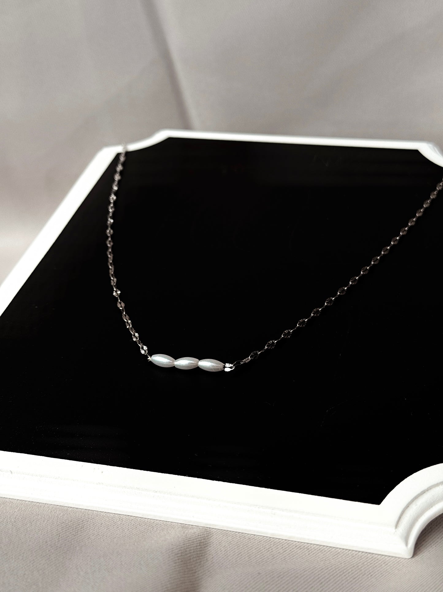 Dainty Freshwater Pearl Bar Necklace, Minimalist  Silver Chain Jewelry, Elegant  Bridal necklace
