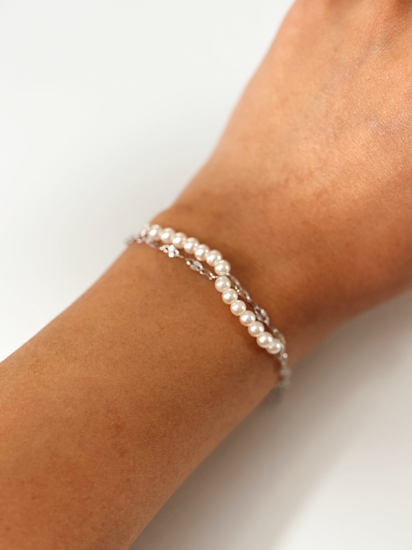 Stainless Steel Silver Chain Minimalist Pearl Charm Bracelet, Bridesmaid Bracelet,Wedding Jewelry,Perfect Gift for Valentine’s Day