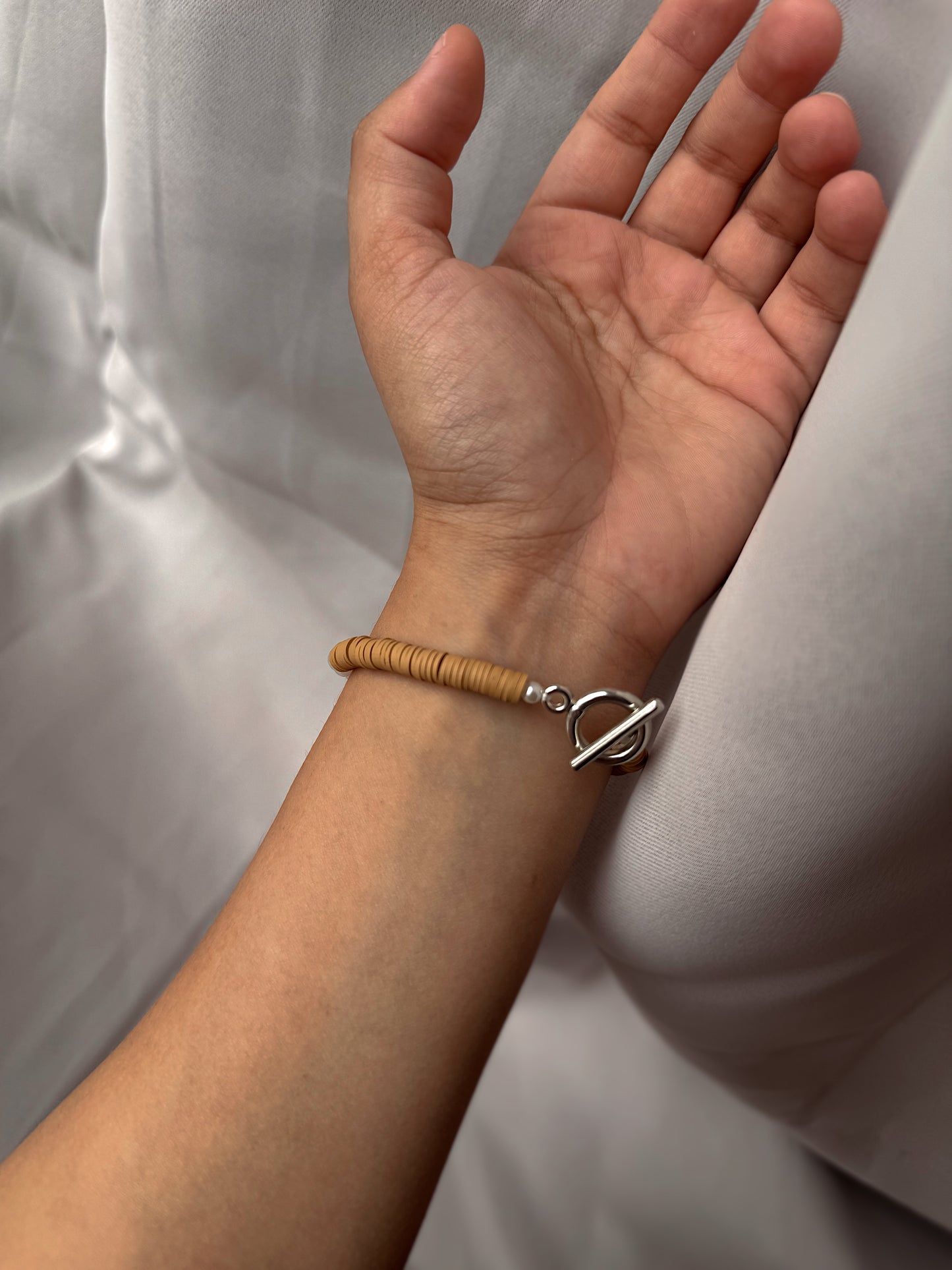 Natural Beige and Pearl Beaded Toggle Bracelet, Dainty Summer Handmade Jewelry,Minimalist Boho Bracelet,Gift Idea For Women