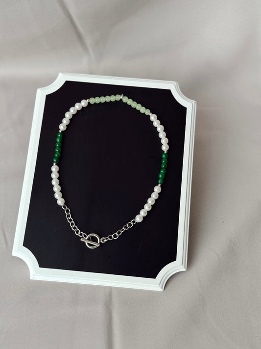 Emerald Harmony Pearl Beaded Necklace, Gift for Her, Everyday Charm