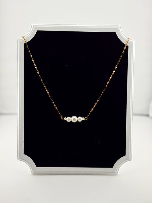 Pearl Touch Pendant Necklace,Elegant Handmade Pendant,Anniversary Gift for Women,14k gold-plated Chain Necklace